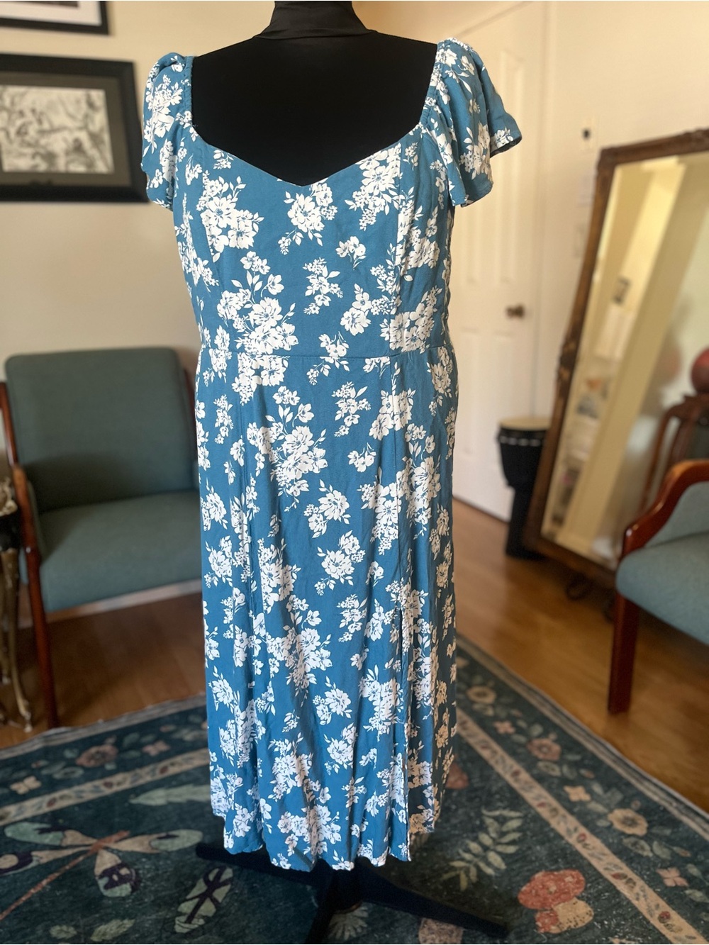 Old Navy Blue Floral Smocked Midi Dress